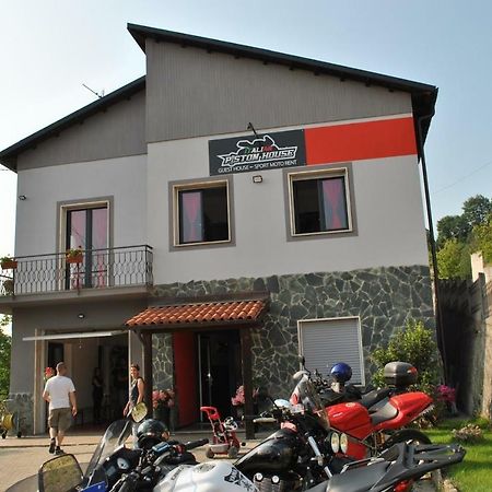 Italian Piston House Sport Moto Rent Bed and Breakfast Millesimo Exteriör bild