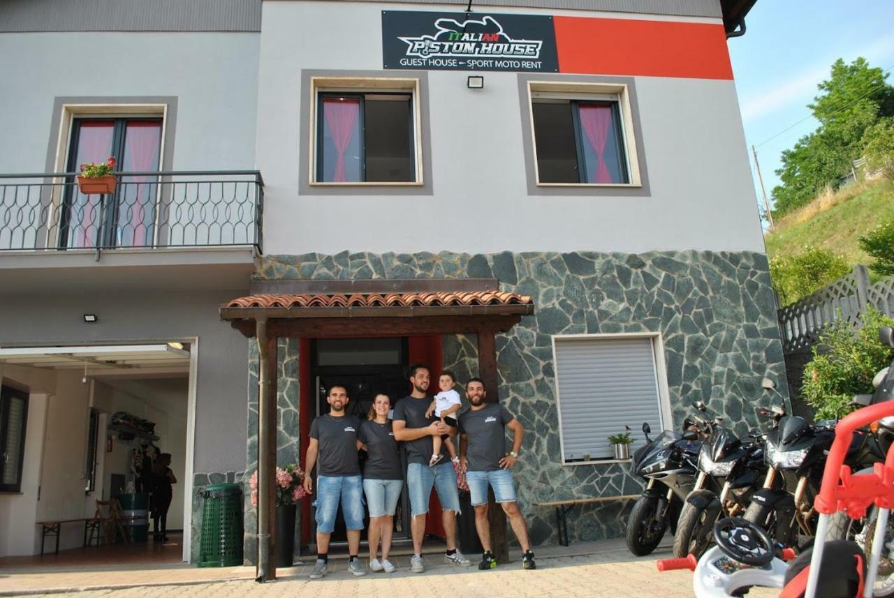 Italian Piston House Sport Moto Rent Bed and Breakfast Millesimo Exteriör bild