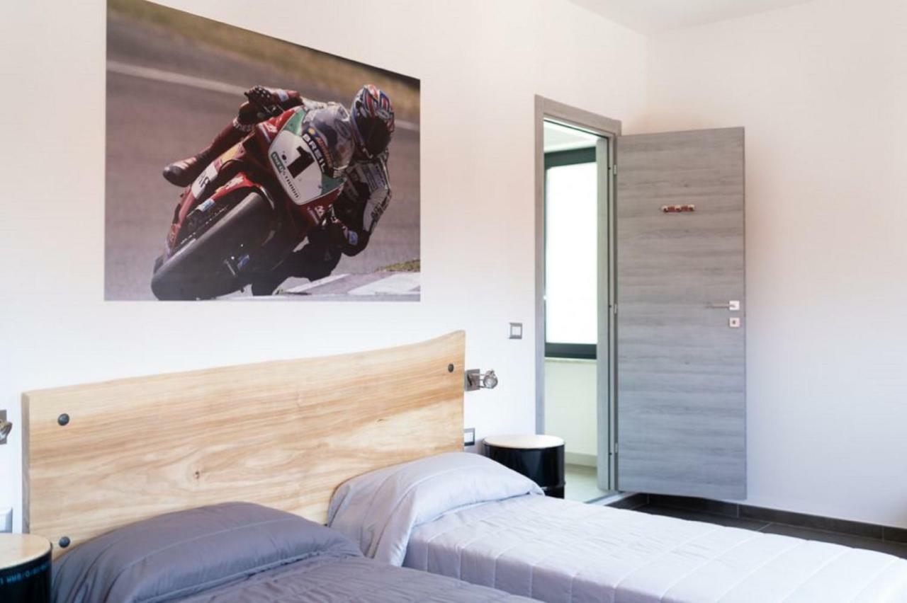 Italian Piston House Sport Moto Rent Bed and Breakfast Millesimo Exteriör bild