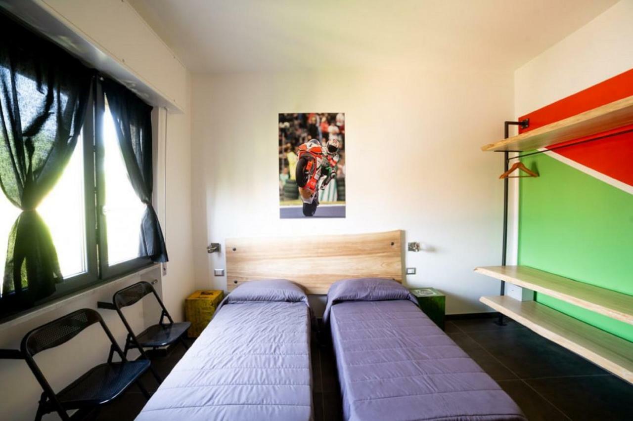 Italian Piston House Sport Moto Rent Bed and Breakfast Millesimo Exteriör bild