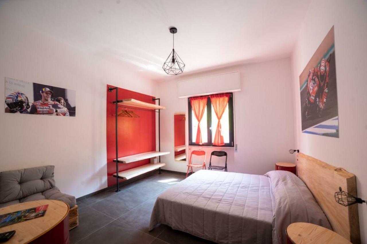 Italian Piston House Sport Moto Rent Bed and Breakfast Millesimo Exteriör bild